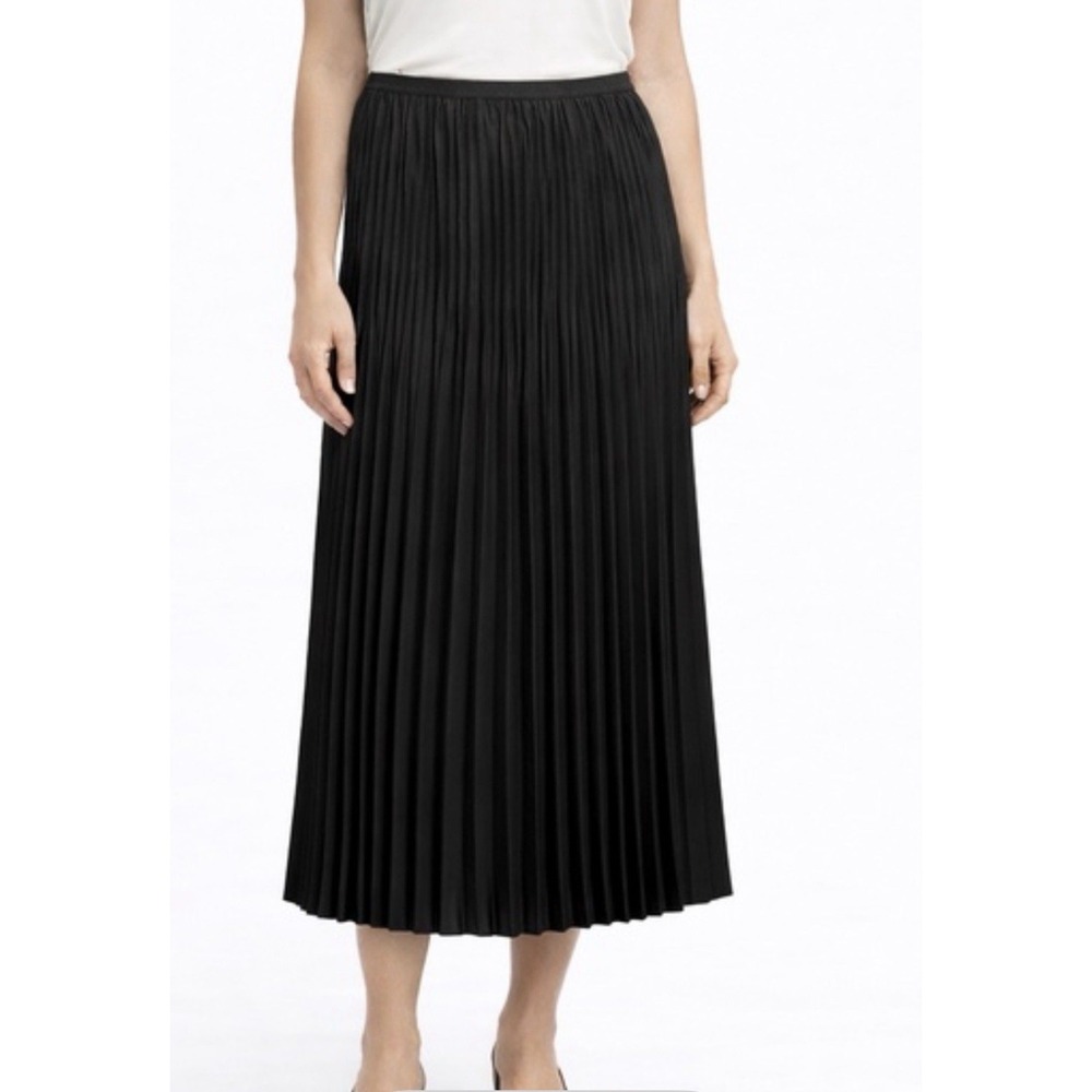 EILEEN FISHER Wool Silk Pleated Midi‎ Skirt sz.M Black A-Line Luxury NWT $328